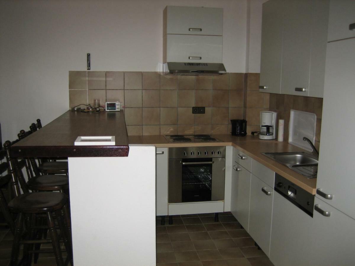 Ferienwohnung-Apartment Bootsliegeplatz Nach Anfrage Povljana Exterior photo